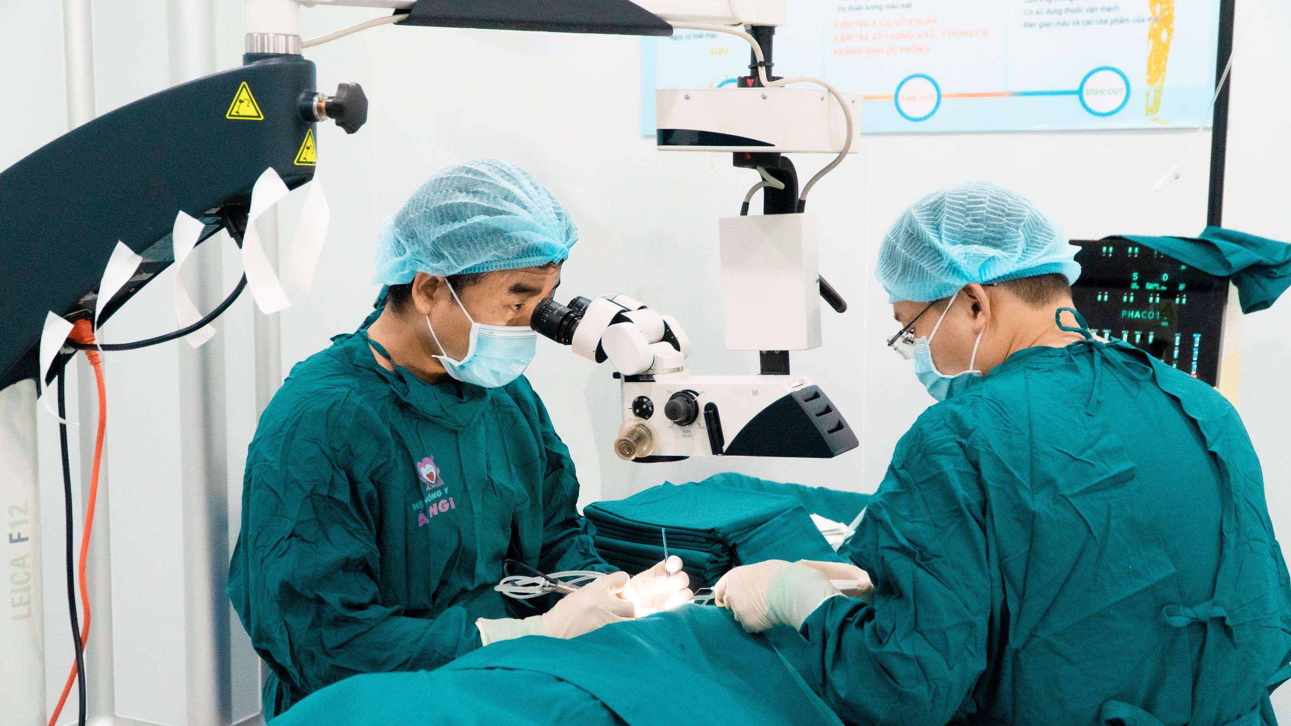 Phẫu thuật Phaco