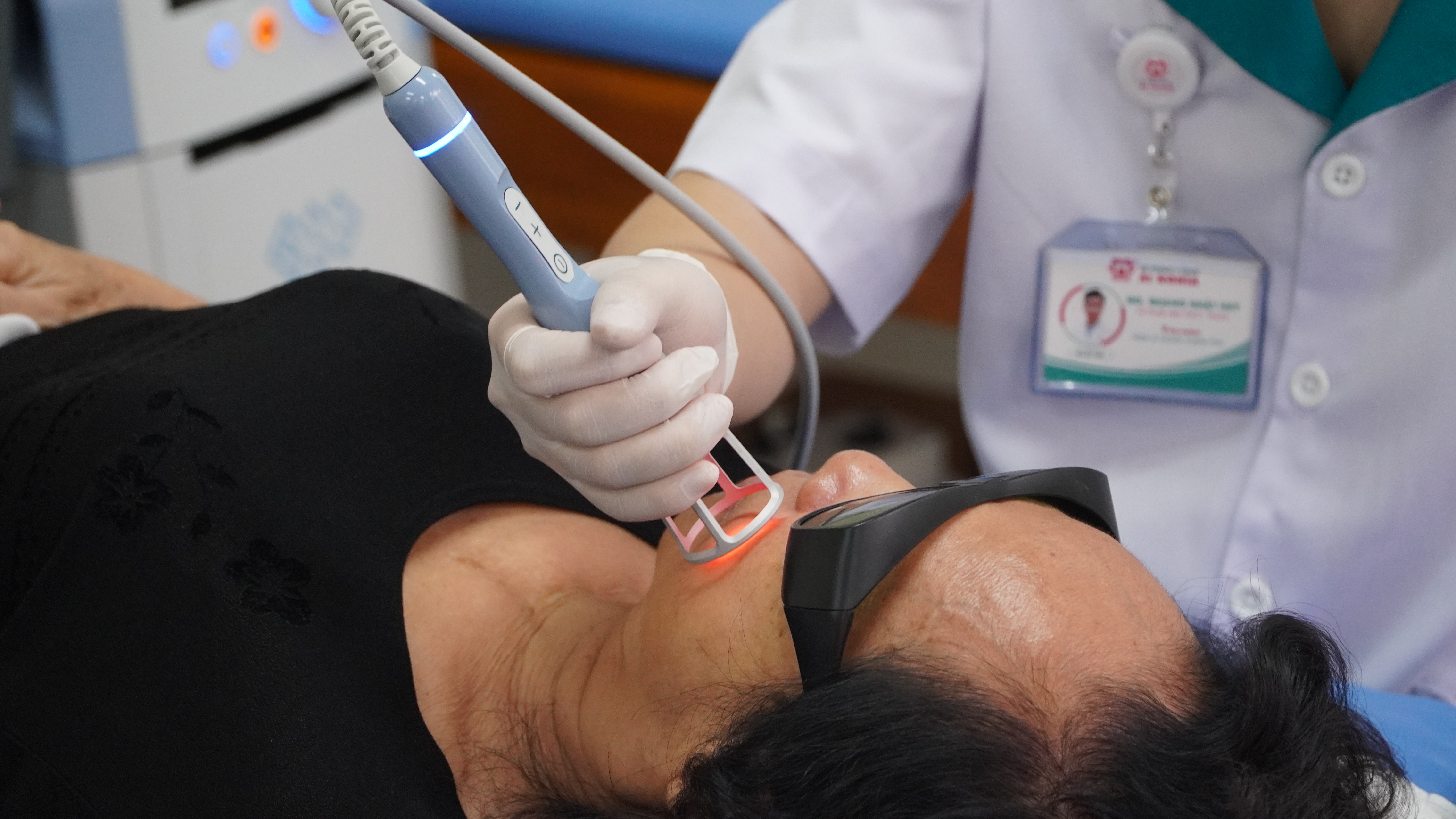 Laser cường độ cao