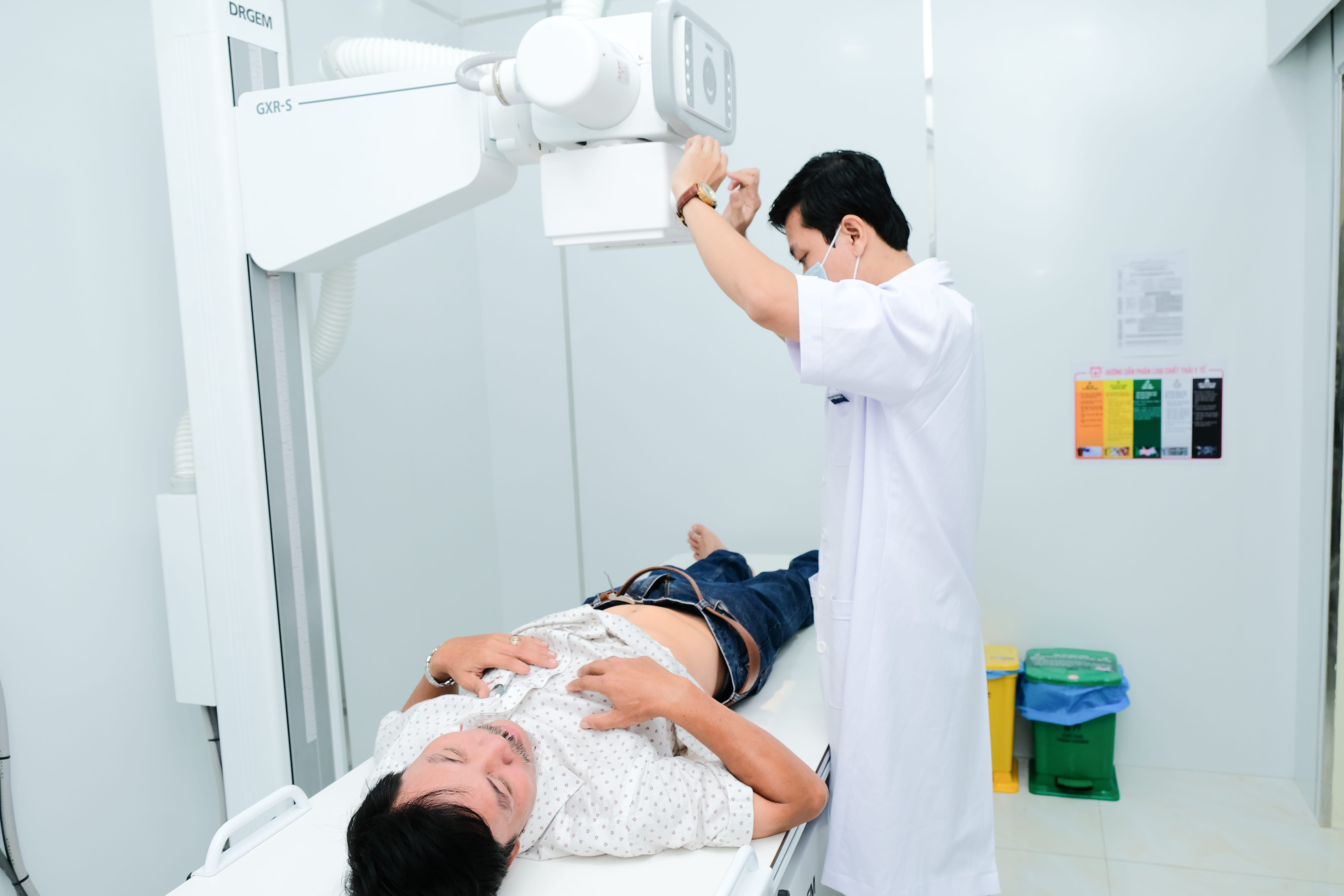 Hệ thống máy X-quang