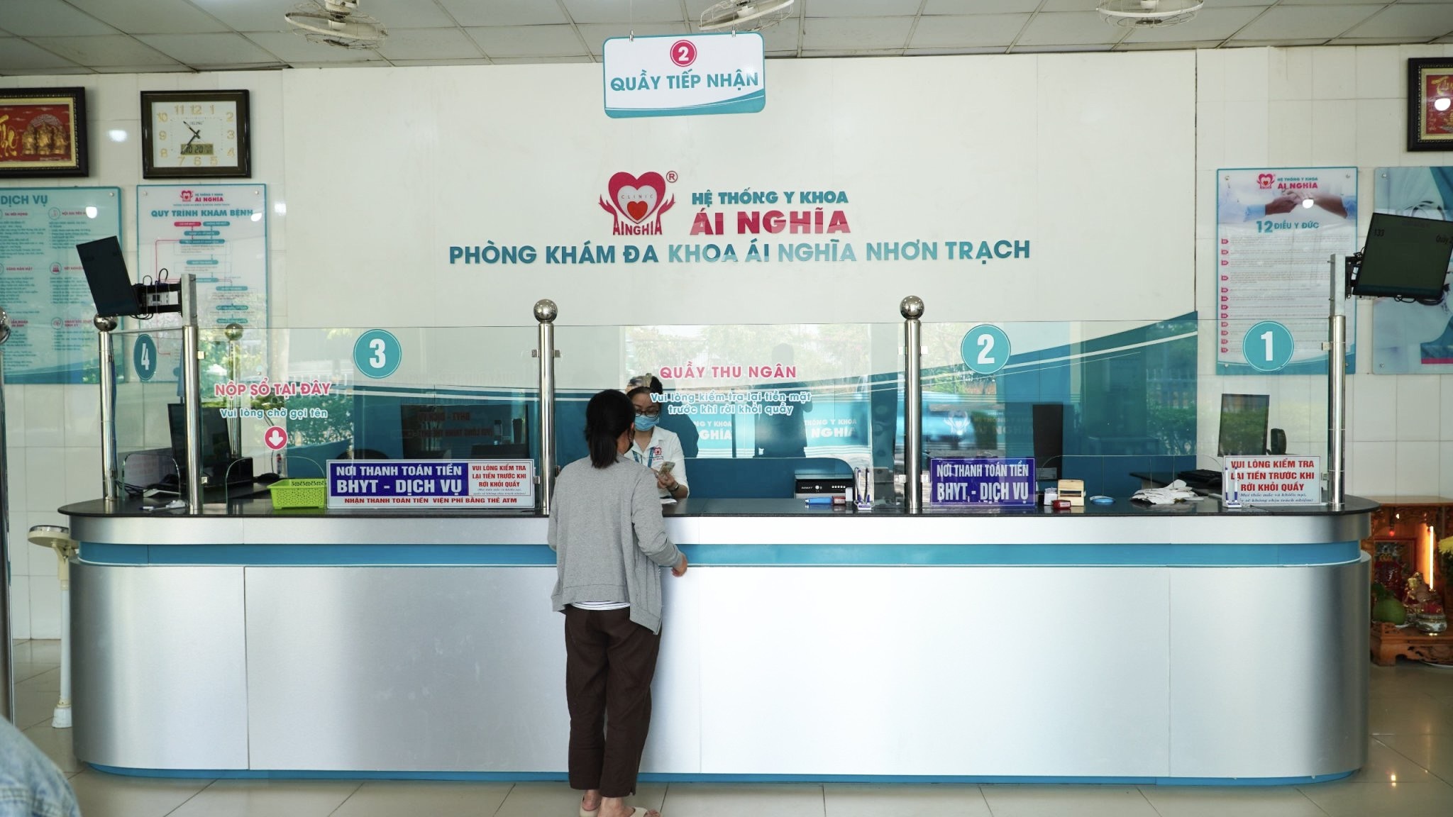 Phòng khám khang trang - sạch sẽ