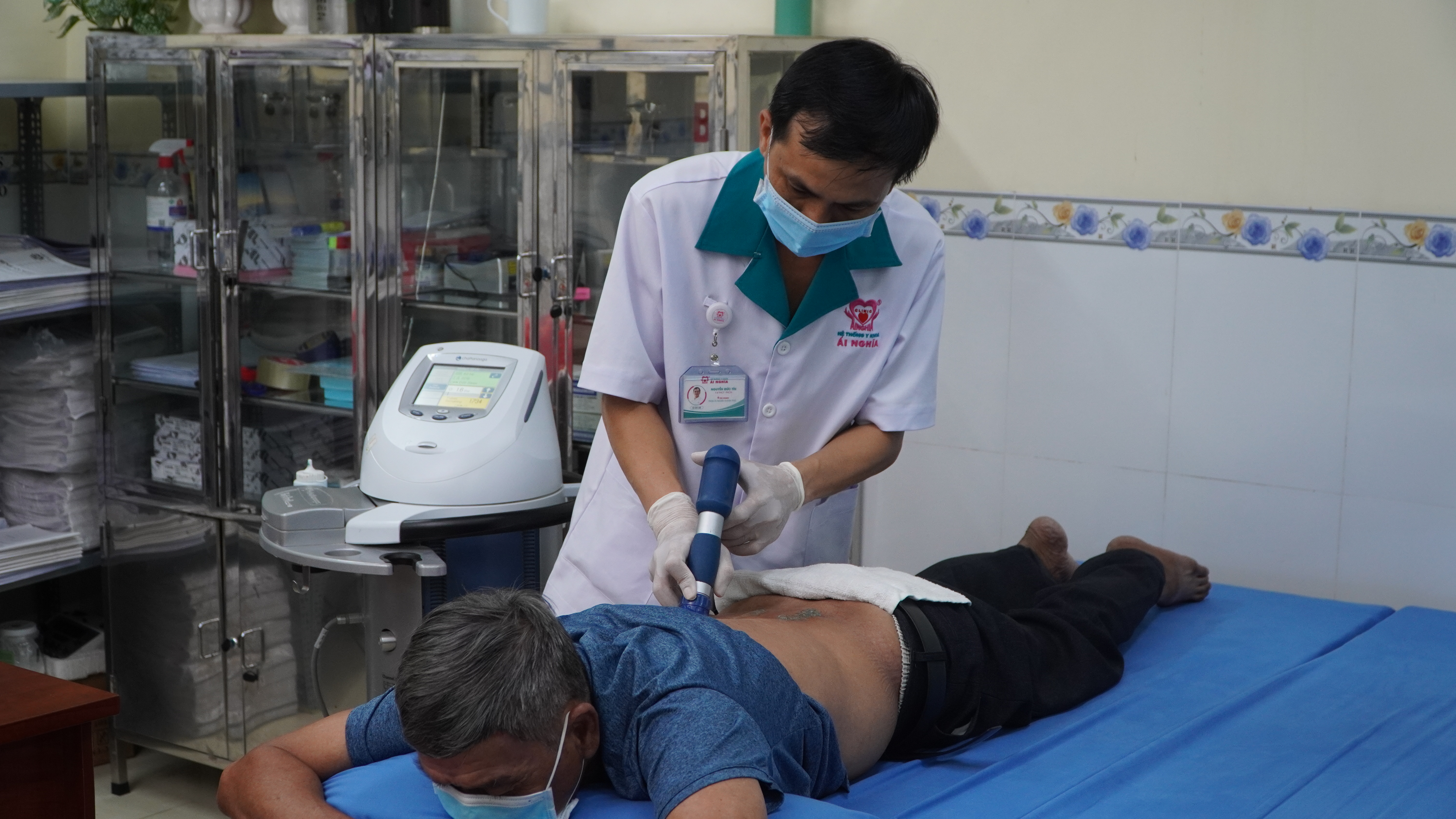 Xung kích trị liệu