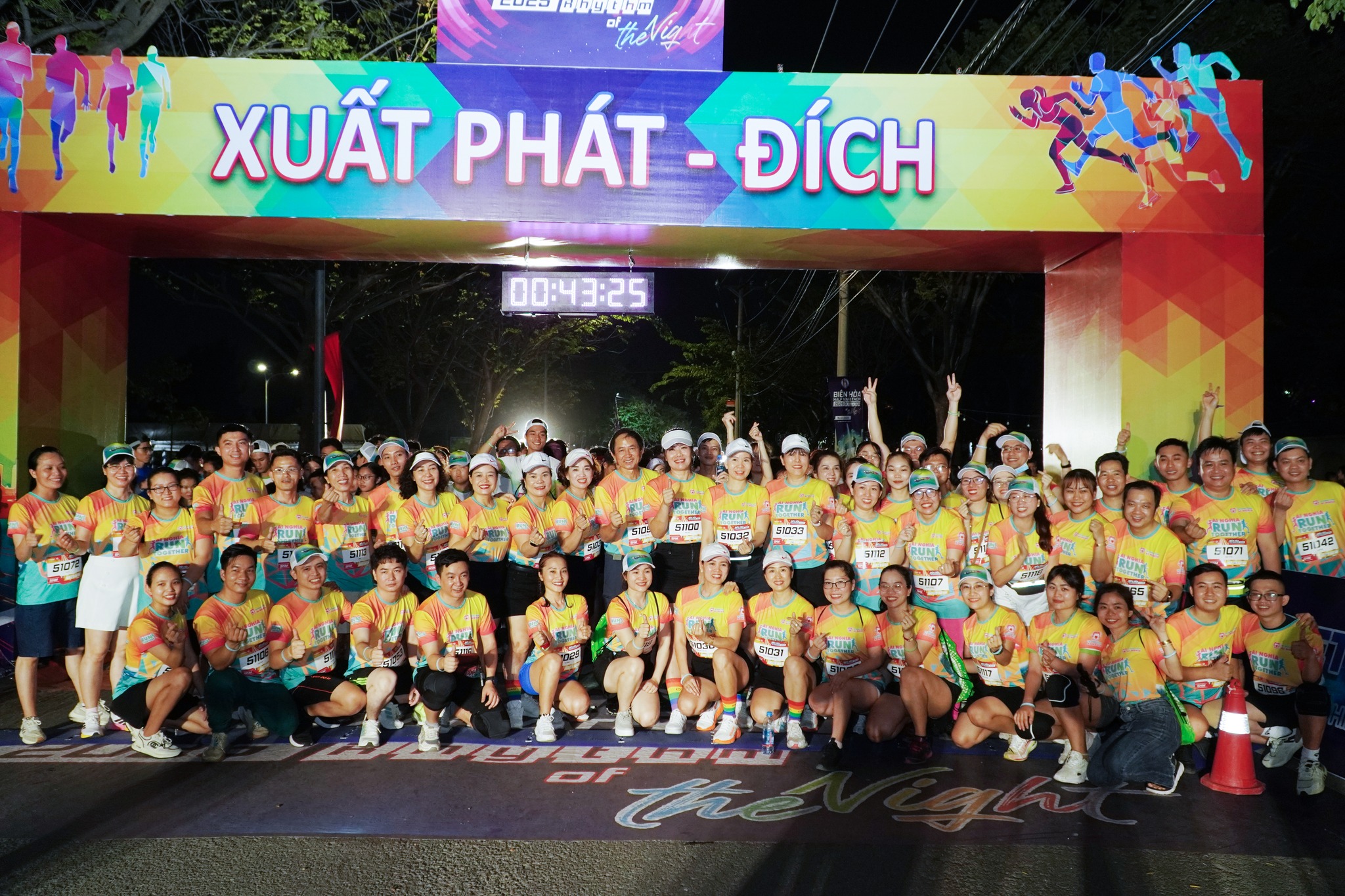 Hơn 100 Y Bác sĩ tham gia giải chạy Biên Hoà Half Marathon với chủ đề "Chạy khoẻ - Sống chất"